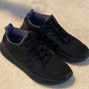 Adidas cloud foam shoes